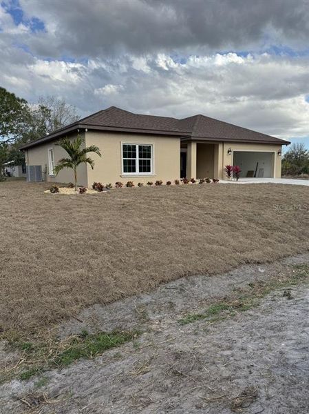 Exterior details and patio area of a home in , Okeechobee (Image 18). Exterior details and patio area of a home in , Okeechobee (Image 18).