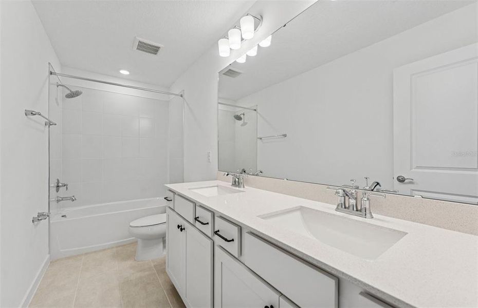 Furnished interior view inside a new home in Waterset, Apollo Beach (Image 8). Furnished interior view inside a new home in Waterset, Apollo Beach (Image 8).