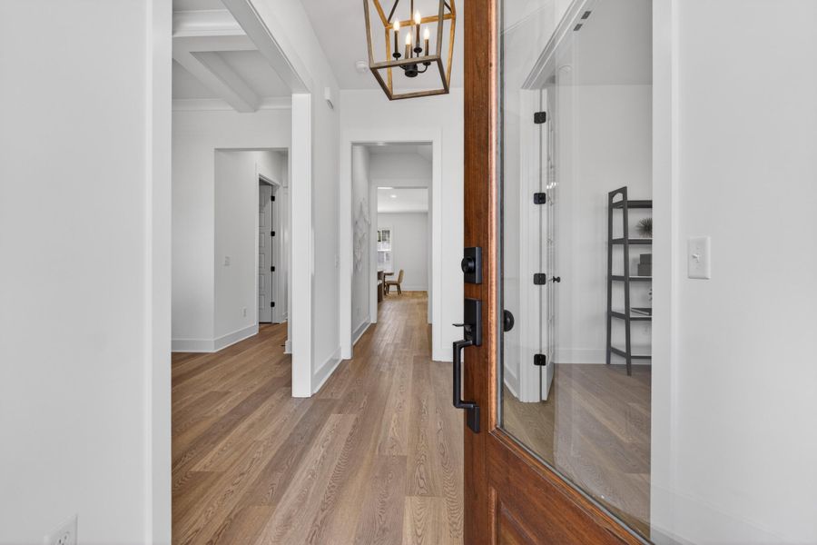 Spacious, unfurnished interior of a new home in , Summerville (Image 25).