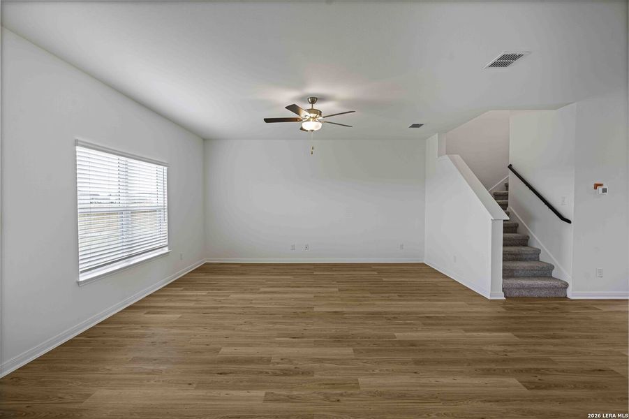 Spacious, unfurnished interior of a new home in , San Antonio (Image 24).