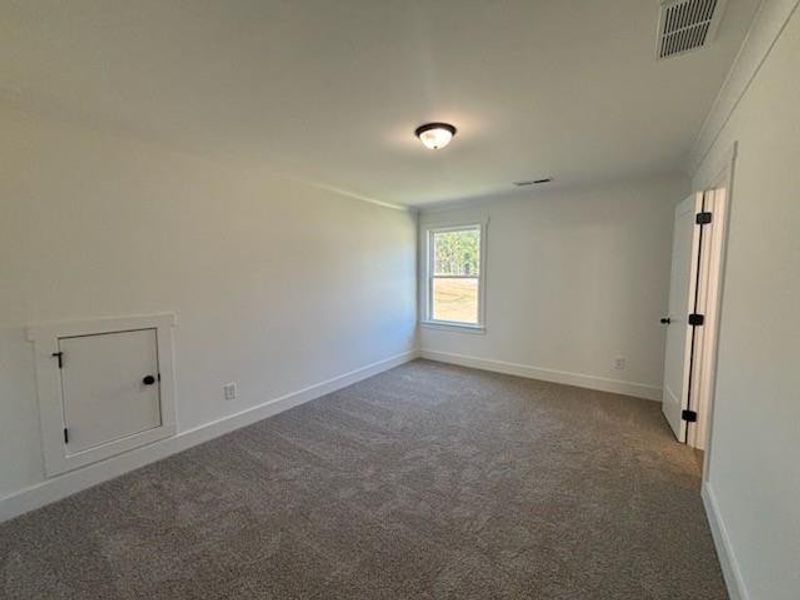 Spacious, unfurnished interior of a new home in Pinegate, Covington (Image 21).