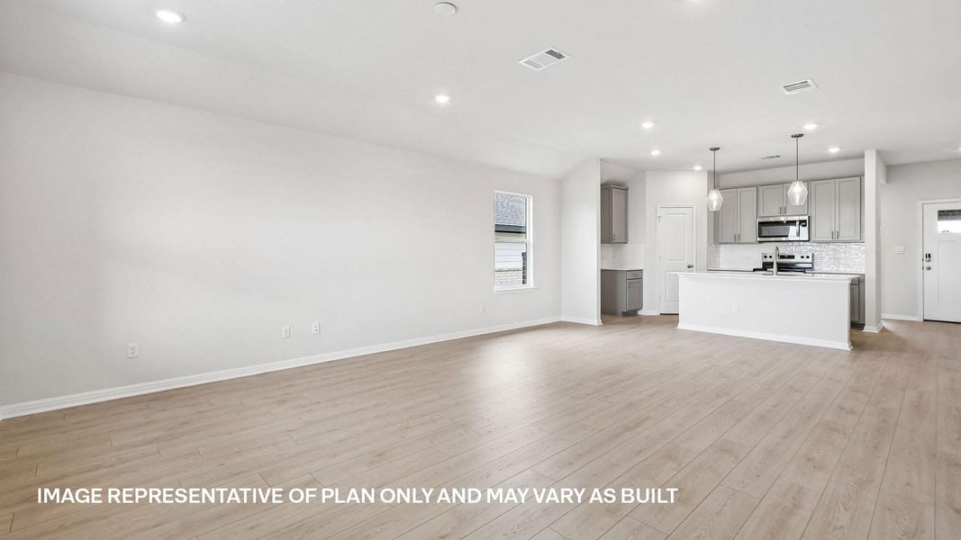 Spacious, unfurnished interior of a new home in Thunder Rock, Marble Falls (Image 14). Spacious, unfurnished interior of a new home in Thunder Rock, Marble Falls (Image 14).