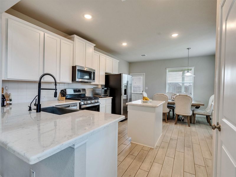 Furnished interior view inside a new home in Park Lakes East, Humble (Image 17). Furnished interior view inside a new home in Park Lakes East, Humble (Image 17).