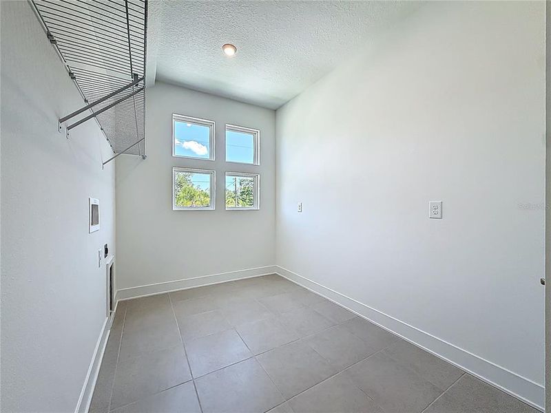 Spacious, unfurnished interior of a new home in , Tampa (Image 20). Spacious, unfurnished interior of a new home in , Tampa (Image 20).