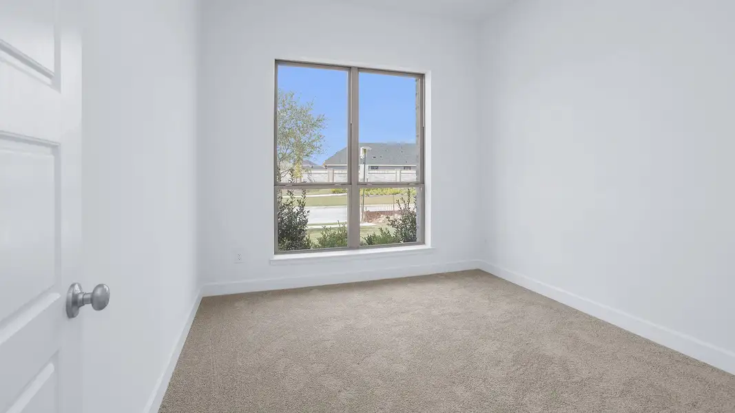 Spacious, unfurnished interior of a new home in Everly, Hockley (Image 11).