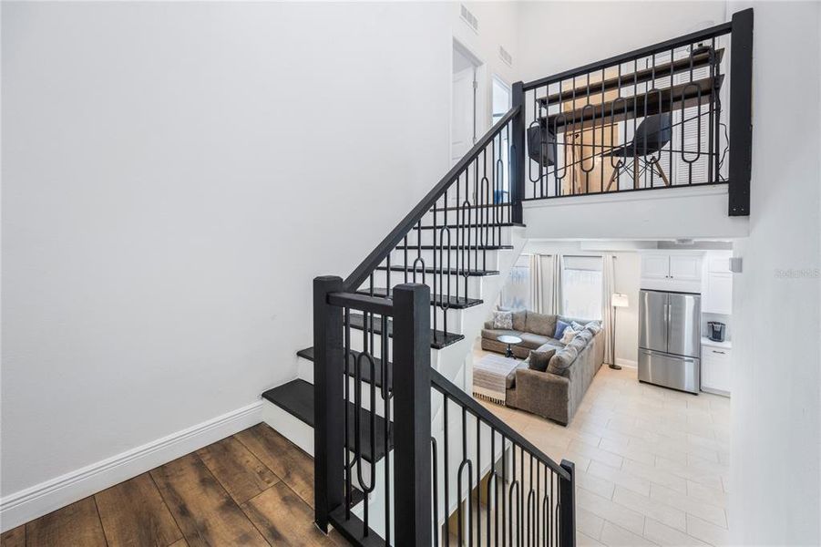 Furnished interior view inside a new home in , Tarpon Springs (Image 30).