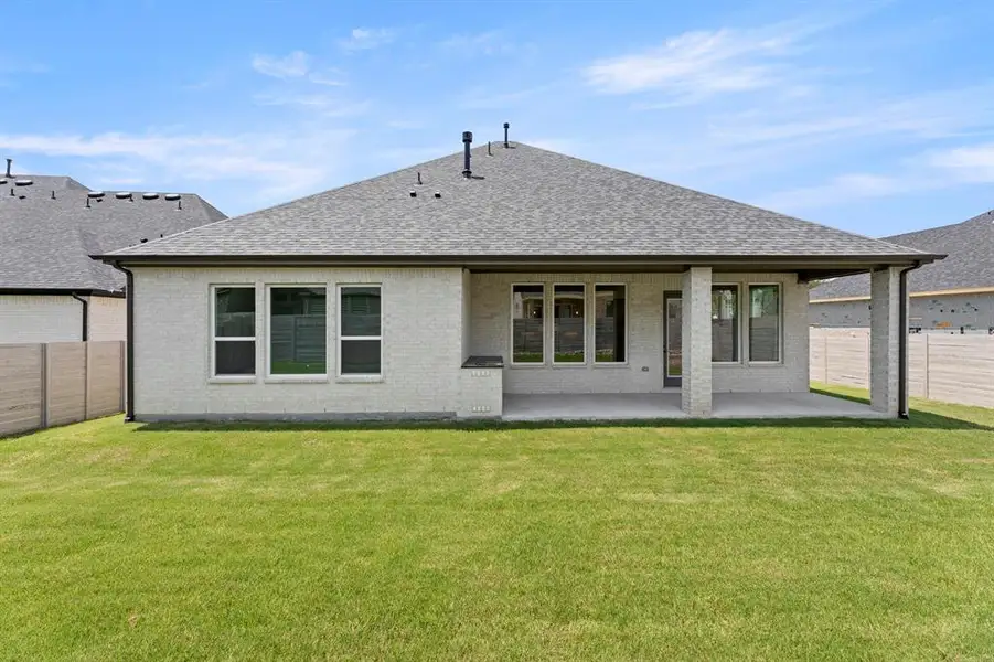 26. 3216 Patterson Court - Back