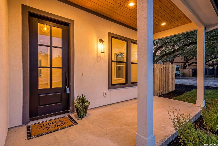 Exterior details and patio area of a home in , San Antonio (Image 4).