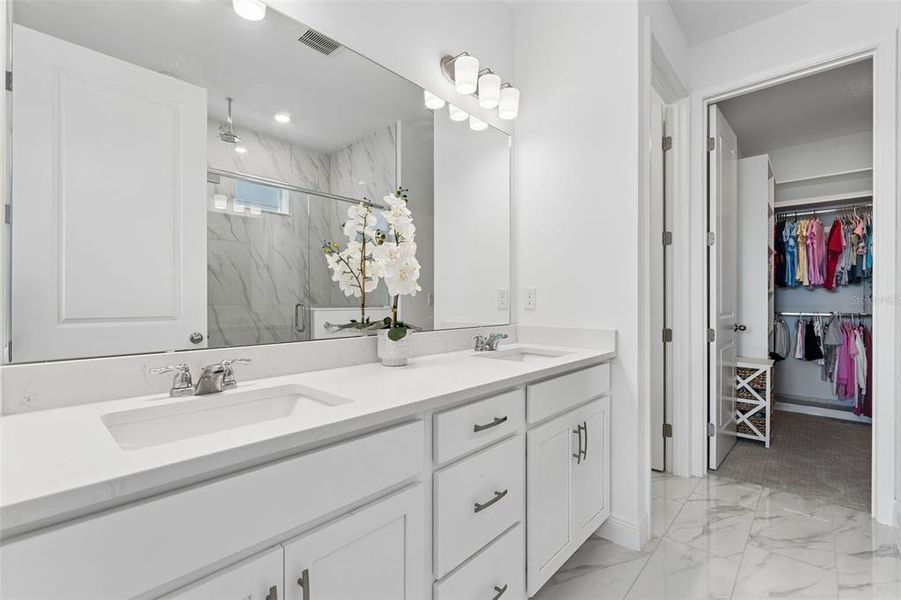 Furnished interior view inside a new home in Hills of Minneola, Minneola (Image 9).