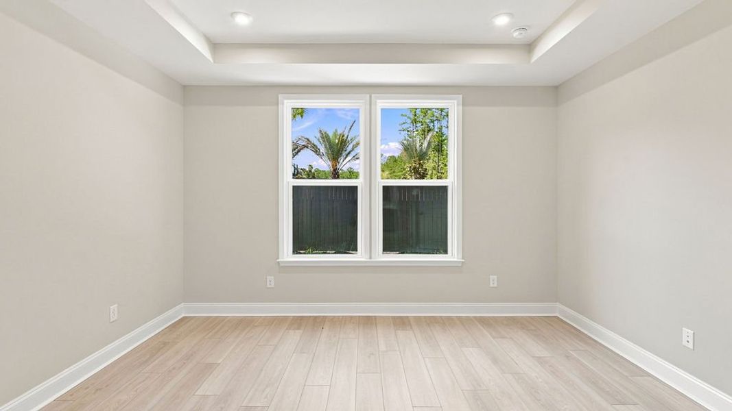 Spacious, unfurnished interior of a new home in Sun City Hilton Head, Bluffton (Image 30).