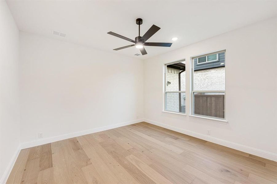 Spacious, unfurnished interior of a new home in Windsong Ranch, Prosper (Image 25).