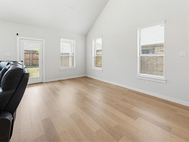Spacious, unfurnished interior of a new home in Madero, Haslet (Image 32).