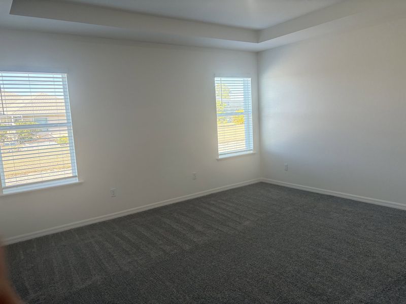 Spacious, unfurnished interior of a new home in Burnt Store Village, Punta Gorda (Image 16).