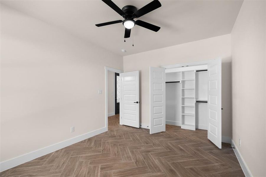 Spacious, unfurnished interior of a new home in , Granbury (Image 27). Spacious, unfurnished interior of a new home in , Granbury (Image 27).