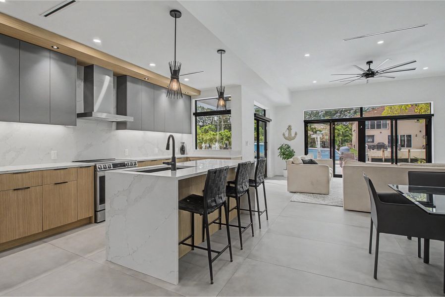 accutour_2634 se 14th st-014