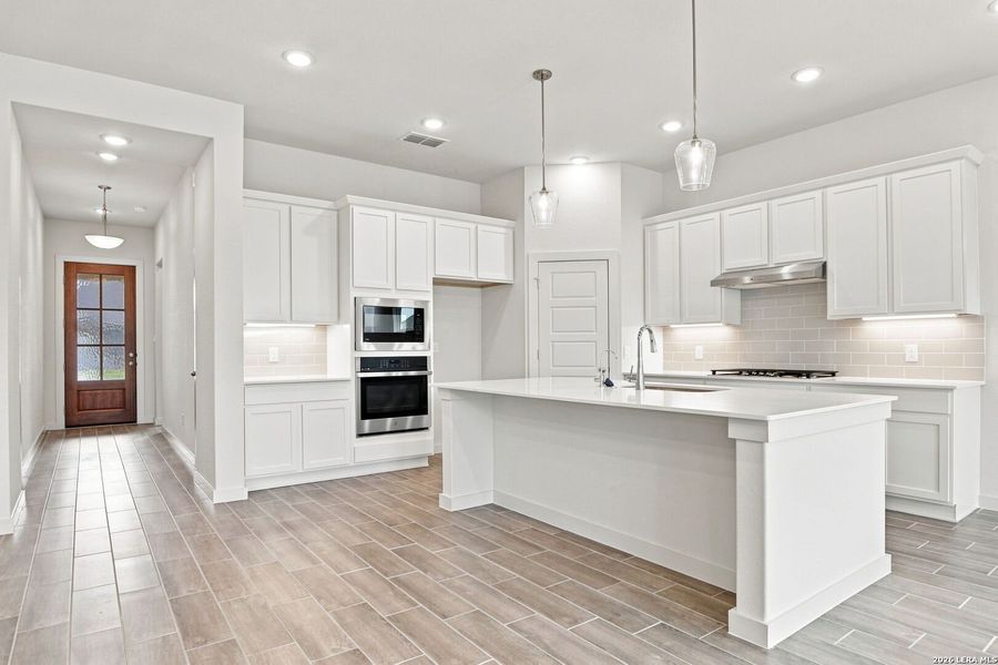 Furnished interior view inside a new home in Rhine Valley, Schertz (Image 7). Furnished interior view inside a new home in Rhine Valley, Schertz (Image 7).