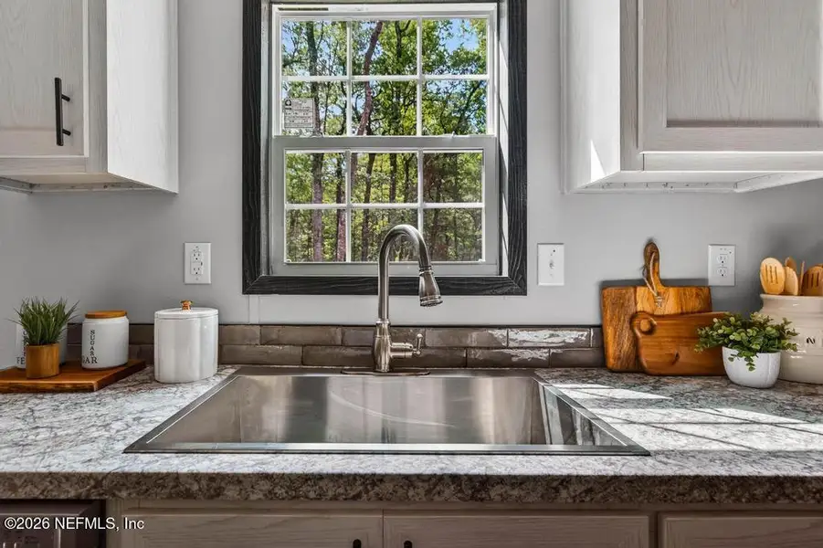 Close-up of interior finishes inside a home in , Middleburg (Image 19).