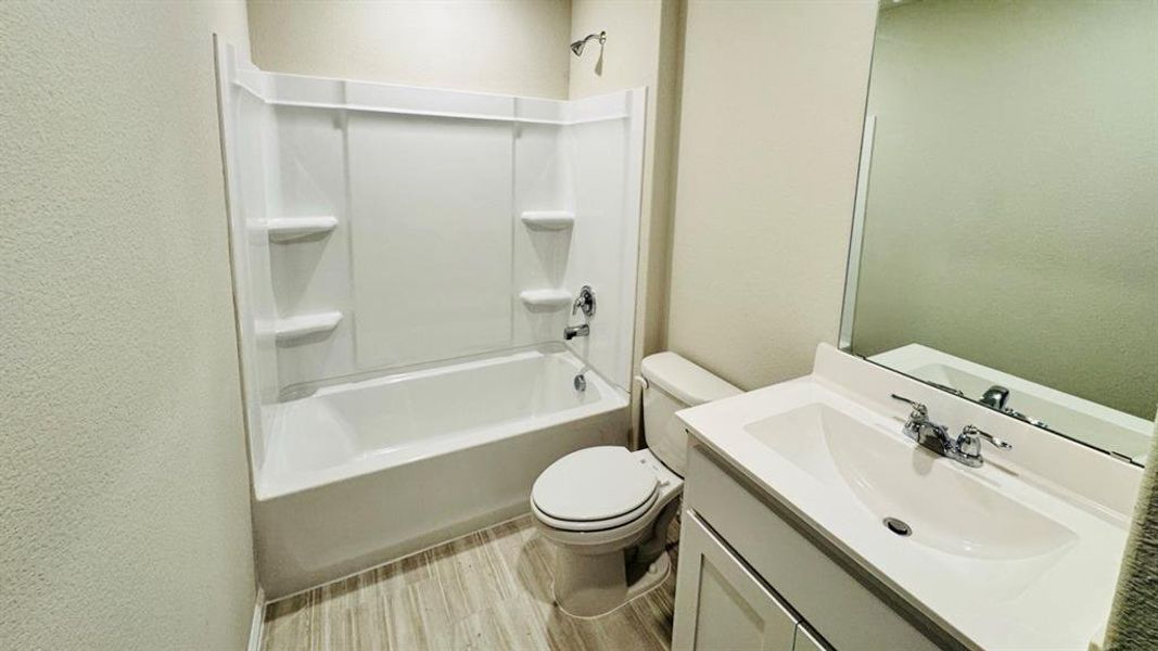 Furnished interior view inside a new home in Meadowbrook Estates, Cleburne (Image 7). Furnished interior view inside a new home in Meadowbrook Estates, Cleburne (Image 7).