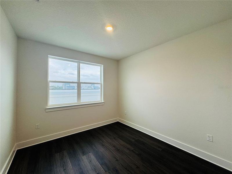Spacious, unfurnished interior of a new home in , Oviedo (Image 30).