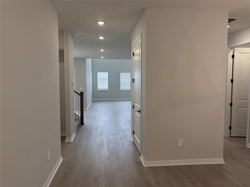 Spacious, unfurnished interior of a new home in Oakfield Trails, Parrish (Image 15).