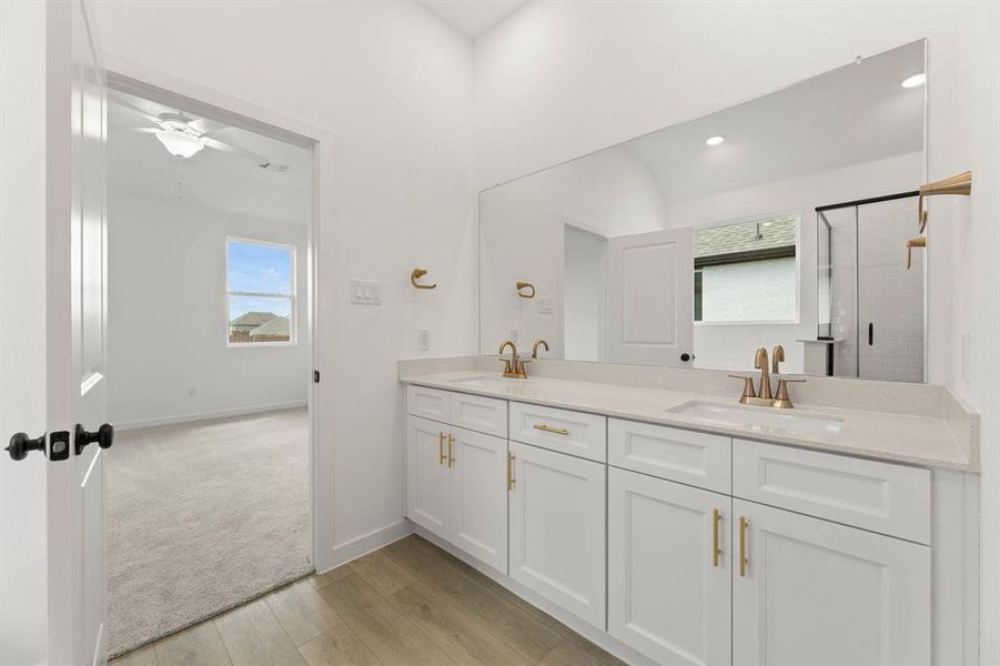 712 Tyronza-Primary Suite-4