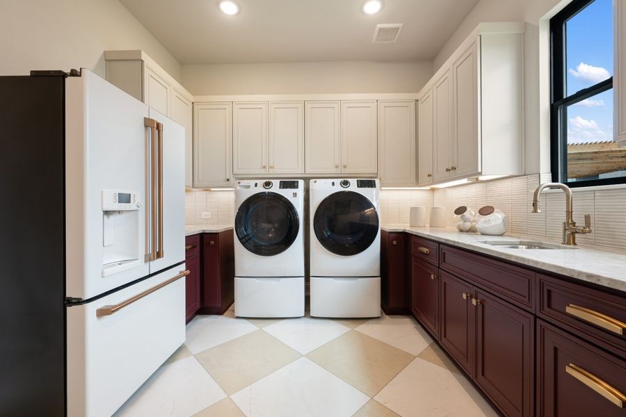 Representative furnished interior of a home built from the Ashlyn by Ashton Woods in La Cima, San Marcos (Image 22). Representative furnished interior of a home built from the Ashlyn by Ashton Woods in La Cima, San Marcos (Image 22).