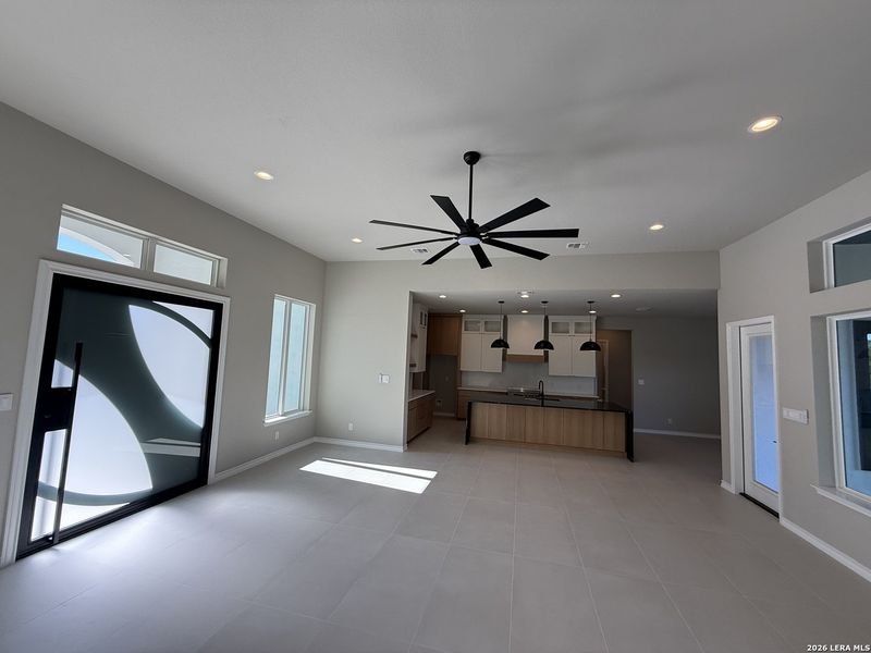 Spacious, unfurnished interior of a new home in , Spring Branch (Image 48).