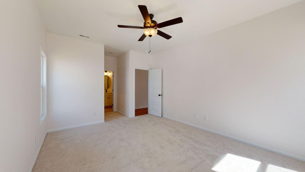 Representative unfurnished interior of a home built from the Catherine A by JC Jackson Homes,LLC in Heritage Pointe, Newport (Image 41).