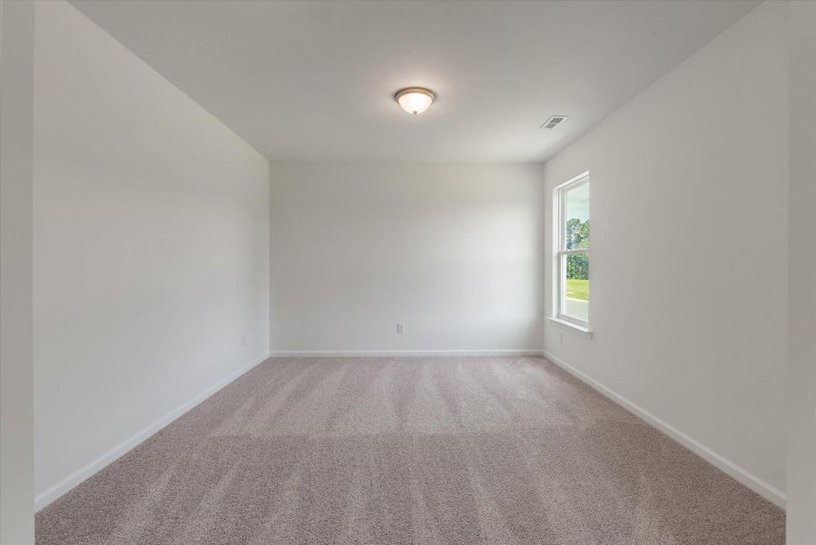 Spacious, unfurnished interior of a new home in Parker's Preserve, Ridgeville (Image 53).