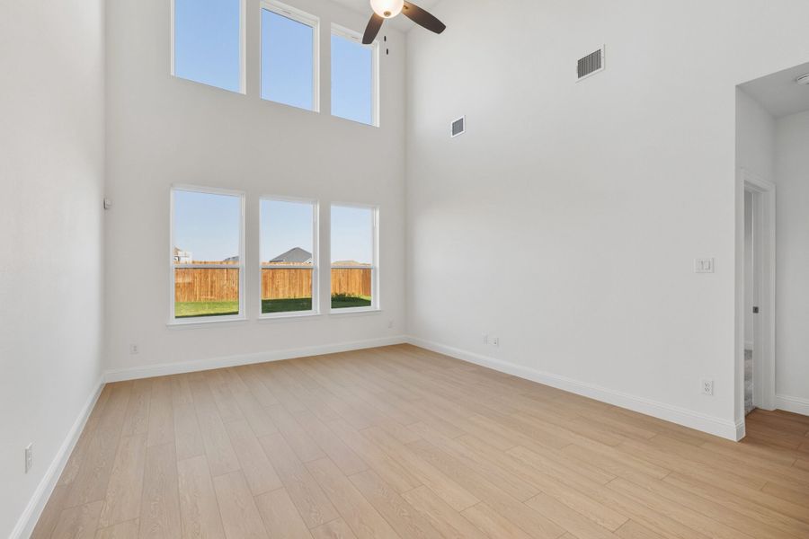 Spacious, unfurnished interior of a new home in Walden Pond, Forney (Image 13). Spacious, unfurnished interior of a new home in Walden Pond, Forney (Image 13).