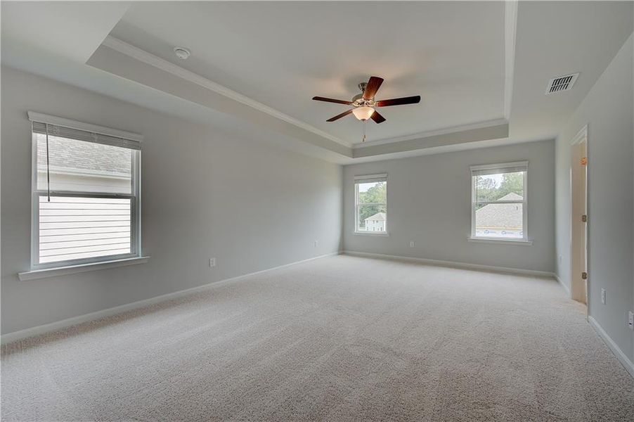 Spacious, unfurnished interior of a new home in Enclave at Evergreen, Fairburn (Image 18). Spacious, unfurnished interior of a new home in Enclave at Evergreen, Fairburn (Image 18).