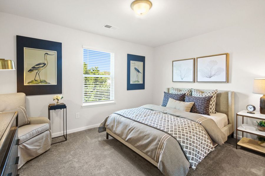 Representative furnished interior of a home built from the The Cade by Stanley Martin Homes in Persimmon Hill, Lyman (Image 10).