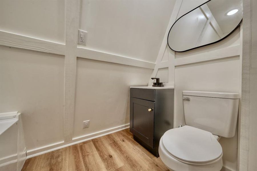 Furnished interior view inside a new home in , Lindale (Image 5).