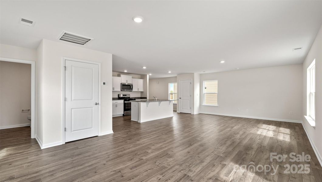 Photos are representative Photos are representative