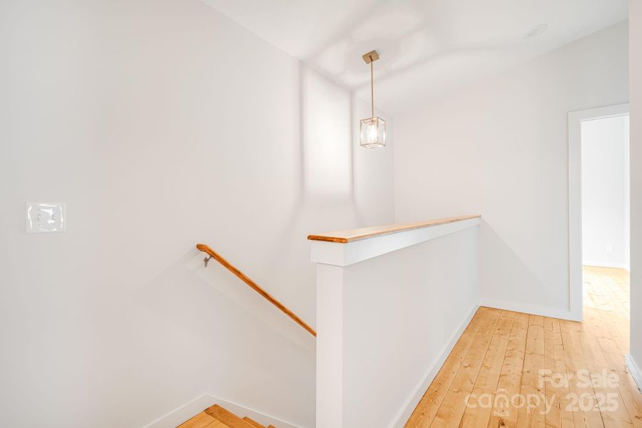 Spacious, unfurnished interior of a new home in , Asheville (Image 7).