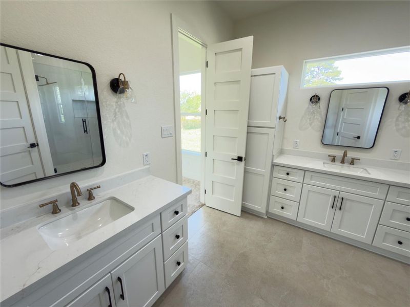 Furnished interior view inside a new home in , Livingston (Image 13).