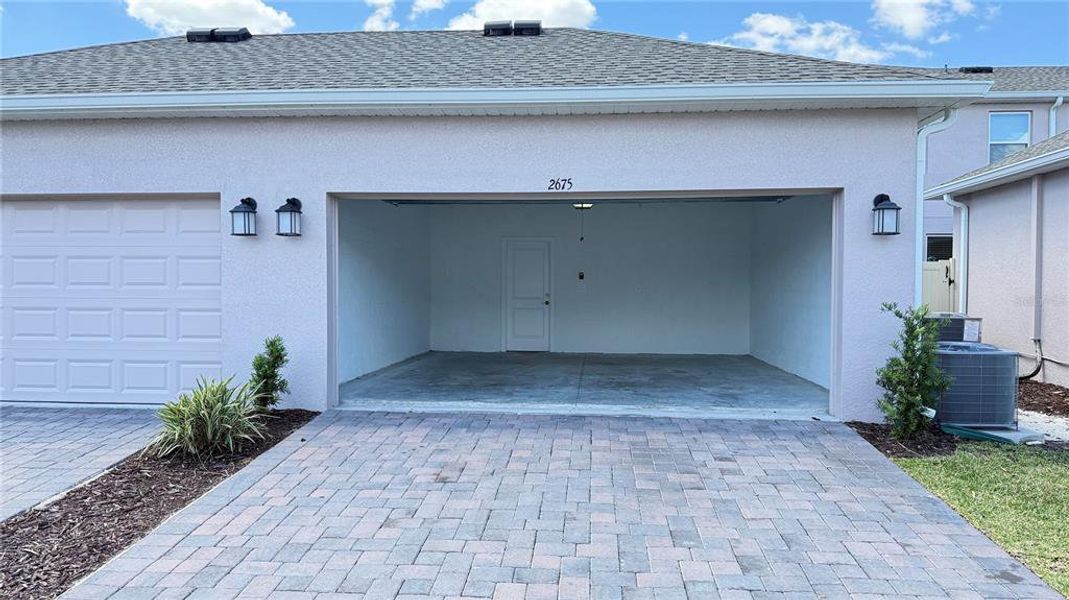 Exterior details and patio area of a home in , Kissimmee (Image 24).