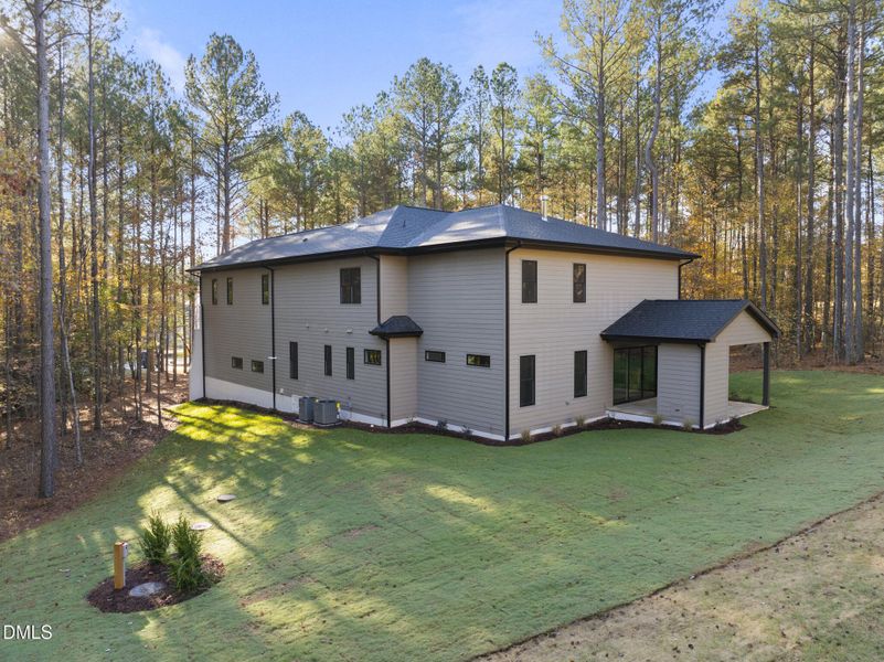 DJI_20251104083408_0026_D