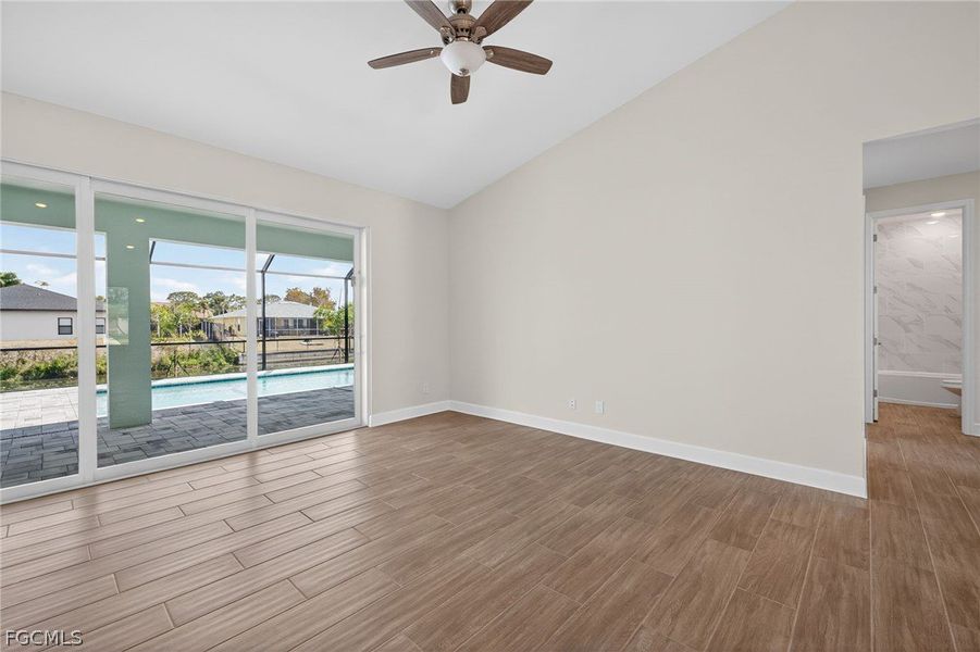 Spacious, unfurnished interior of a new home in Cape Coral, Cape Coral (Image 33). Spacious, unfurnished interior of a new home in Cape Coral, Cape Coral (Image 33).