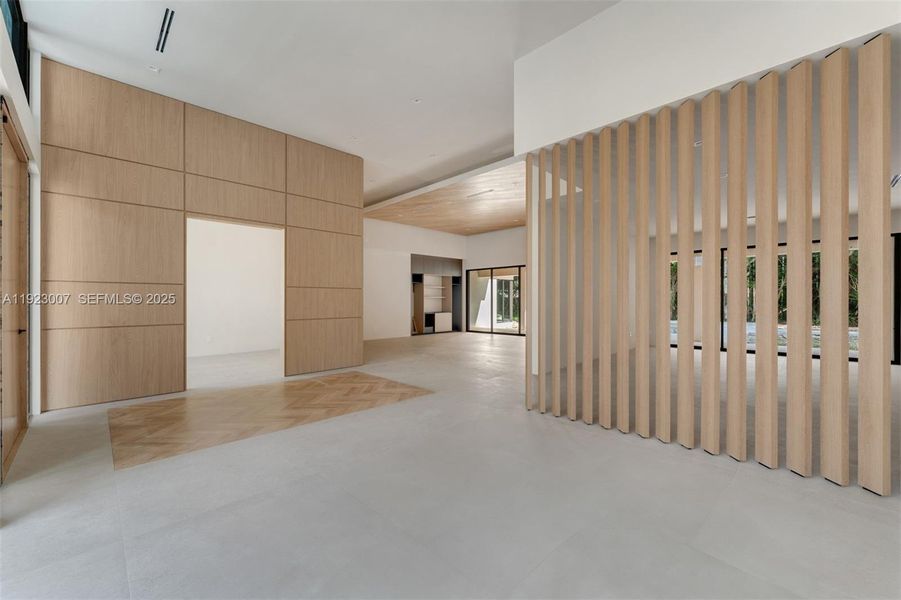Spacious, unfurnished interior of a new home in , Pinecrest (Image 27). Spacious, unfurnished interior of a new home in , Pinecrest (Image 27).