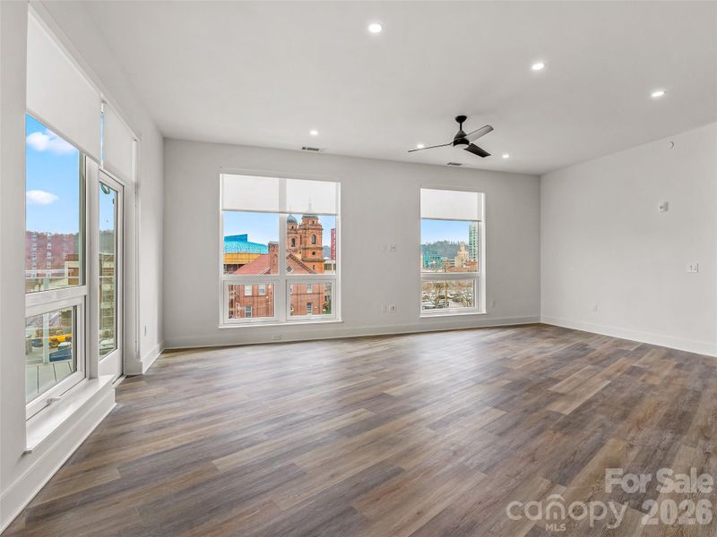 Spacious, unfurnished interior of a new home in , Asheville (Image 18).