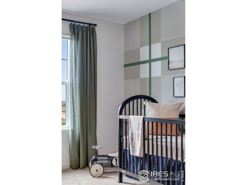 Spacious, unfurnished interior of a new home in Vista Meadows, Fort Lupton (Image 20).