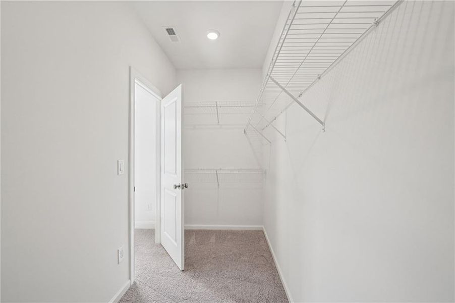 Spacious, unfurnished interior of a new home in Evanshire Townhomes, Duluth (Image 29).