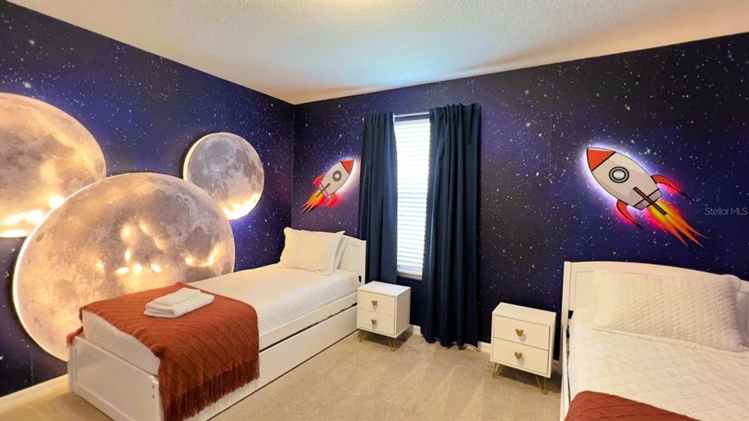 Furnished interior view inside a new home in , Clermont (Image 39).