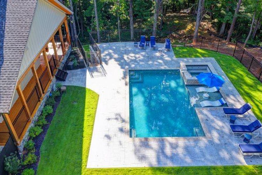 Exterior details and patio area of a home in , Gainesville (Image 34).