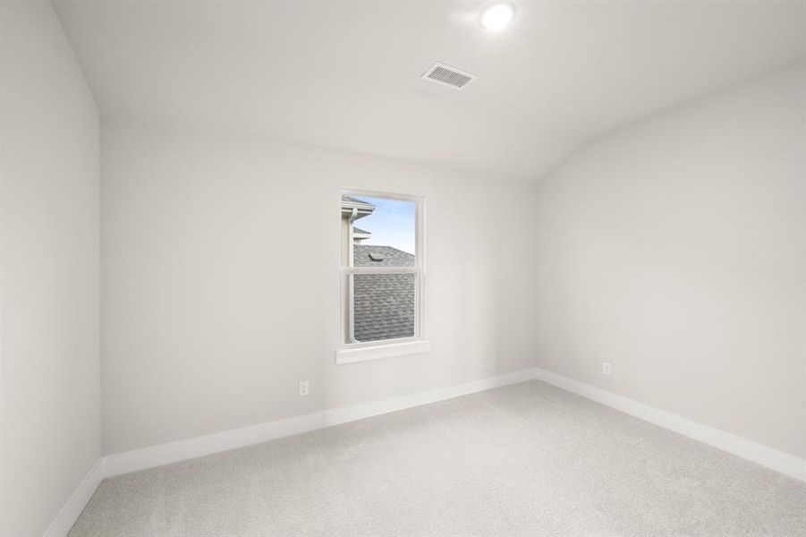 1408 Blackthorne- Bedroom-4