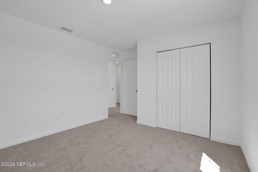 Spacious, unfurnished interior of a new home in Amberly, Green Cove Springs (Image 44).