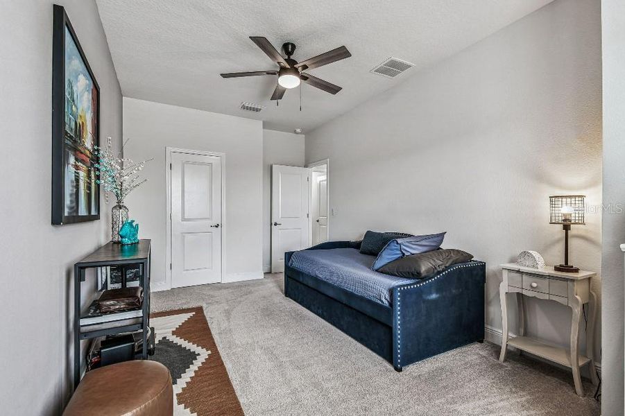 Furnished interior view inside a new home in , Tarpon Springs (Image 26).