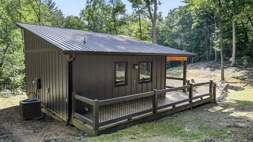 Exterior details and patio area of a home in , Blue Ridge (Image 19).