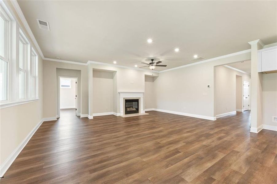 Spacious, unfurnished interior of a new home in Wehunt Meadows, Hoschton (Image 14).